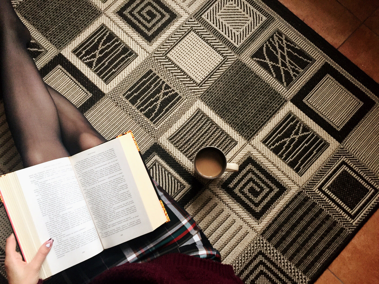 Transformeer uw ruimtes met ons stijlvolle meubilair